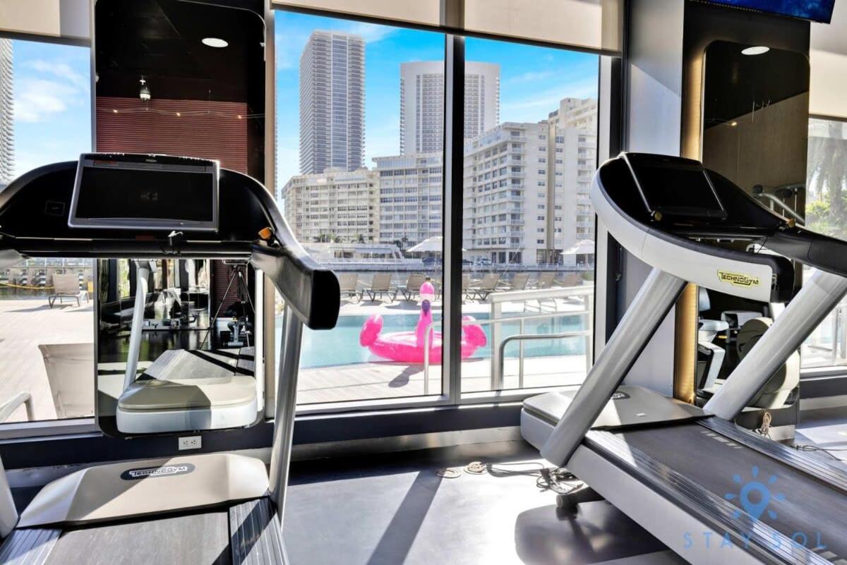 Infinite Views, Amazing Pool, Gym, Near Beach Hallandale Beach Dış mekan fotoğraf